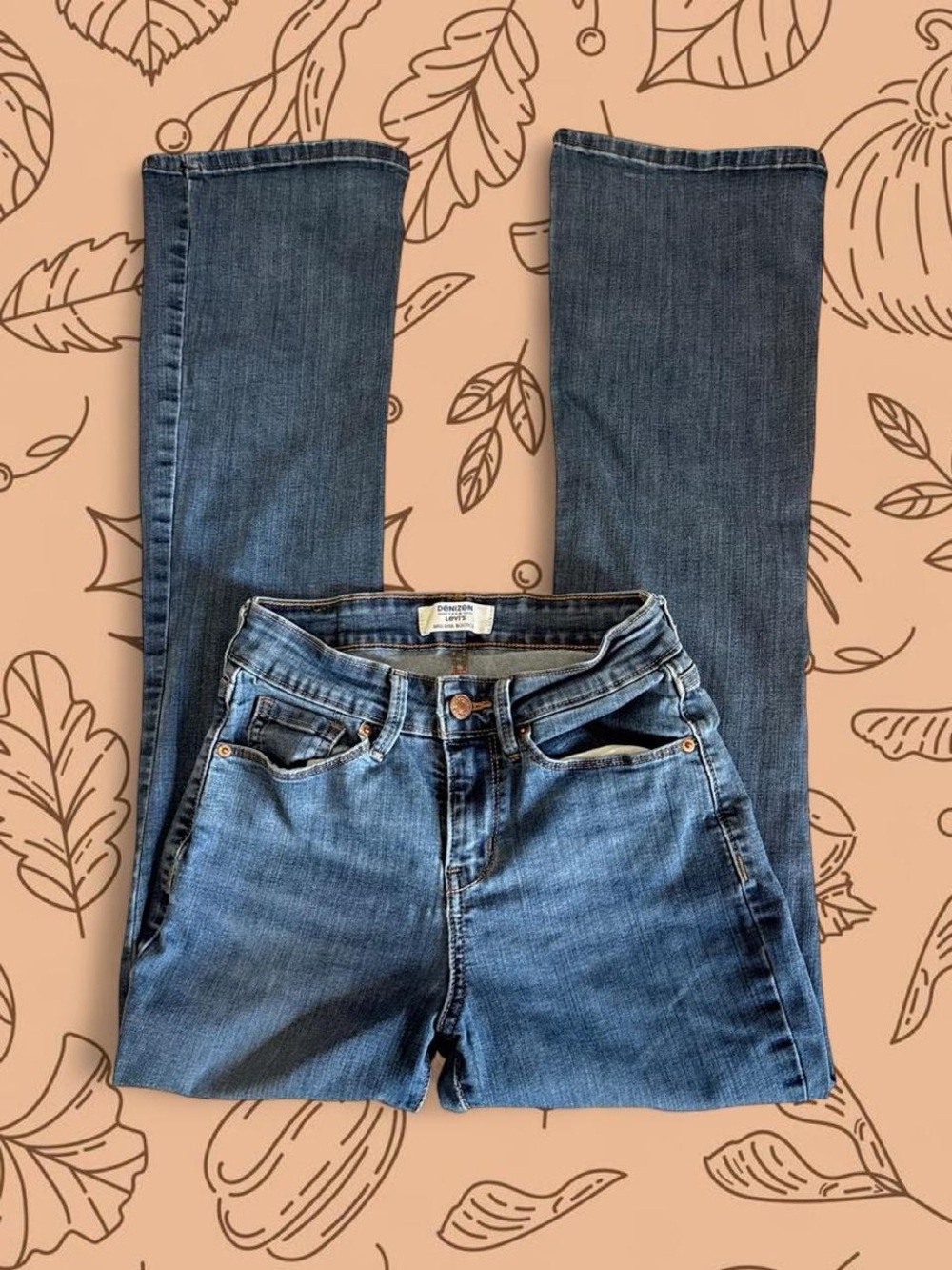 Denizen from Levi's Medium Indigo Flare Jeans Size W26 L32